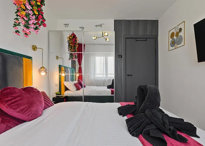 Cityview Full Kitchen 2 Bedroom Ac 布加勒斯特