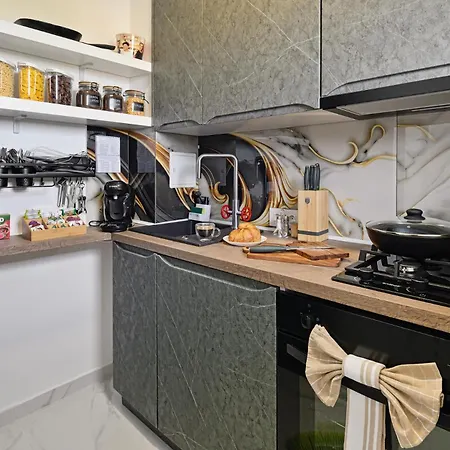 Apartment Cityview Full Kitchen 2 Bedroom Ac Free Public Parking Bucharest