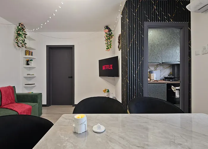 Cityview Full Kitchen 2 Bedroom Ac